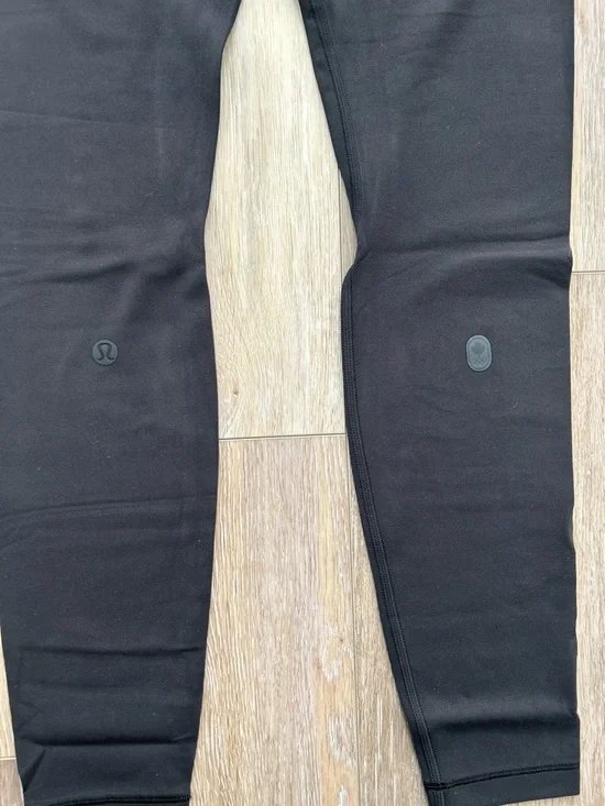 lululemon athletica Black High-Rise Align Leggings Team Canada - Picture 5 of 8